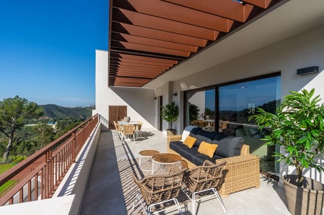 3 slaapkamer Penthouse te koop in Istán met zwembad garage - € 580.000 (Ref: 8254664)