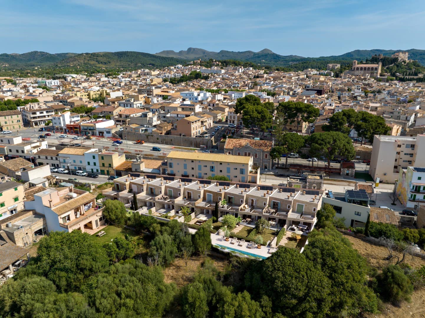 3 quarto Casa em Banda para venda em Arta com piscina garagem - 888 000 € (Ref: 8402419)