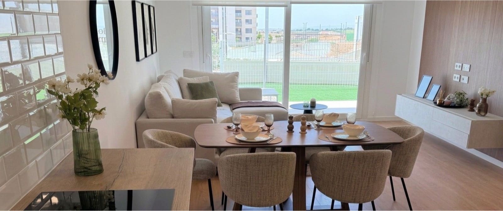 2 bedroom Apartment for sale in Monforte del Cid with pool garage - € 270,000 (Ref: 8433170)