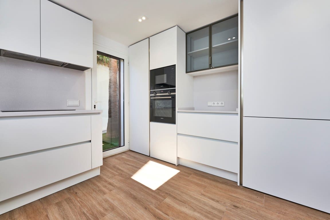 3 soverom Villa til salgs i Santa Ponsa med svømmebasseng garasje - € 1 750 000 (Ref: 9041023)