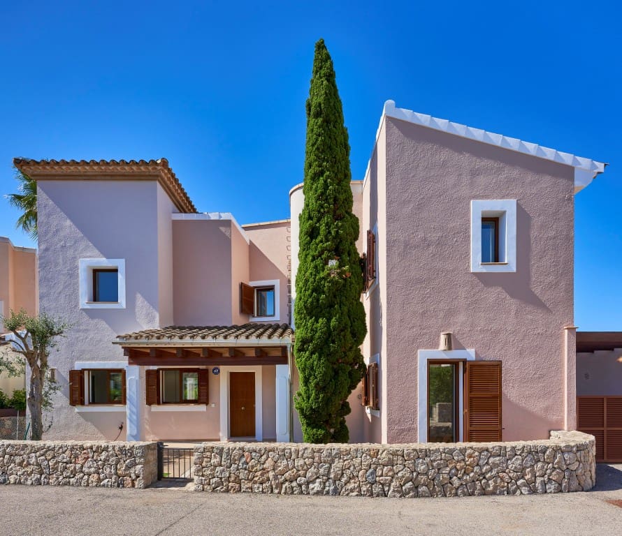 3 soverom Villa til salgs i Santa Ponsa med svømmebasseng garasje - € 1 750 000 (Ref: 9041023)