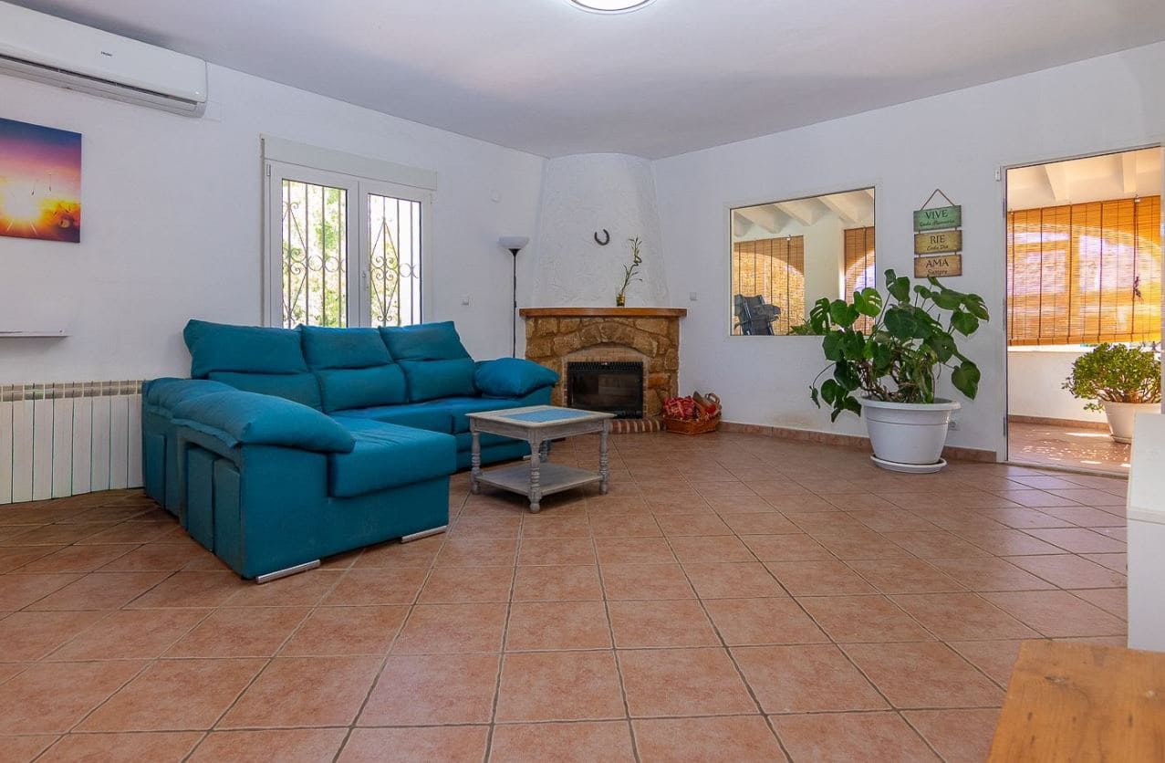 3 sypialnia Willa na sprzedaż w La Xara z garażem - 425 000 € (Ref: 10078812)