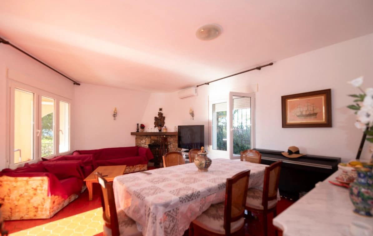 3 sovrum Villa till salu i Denia med pool garage - 1 260 000 € (Ref: 10080164)