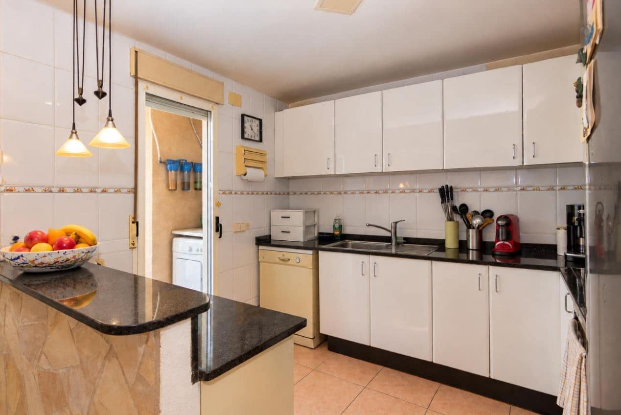 2 sypialnia Apartament na sprzedaż w Denia z basenem garażem - 270 000 € (Ref: 10081640)