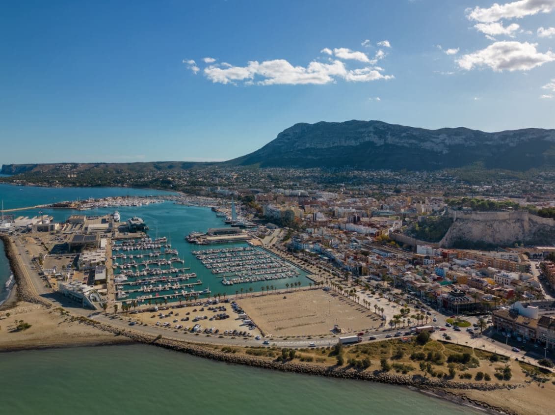 2 sypialnia Apartament na sprzedaż w Denia z basenem garażem - 270 000 € (Ref: 10081640)