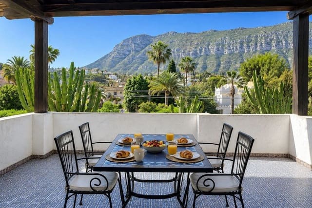 2 soveværelse Villa til salg i Las Rotas / Les Rotes, Dénia med swimmingpool garage - € 450.000 (Ref: 10082130)