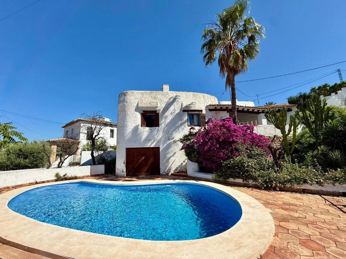 2 soveværelse Villa til salg i Denia med swimmingpool garage - € 450.000 (Ref: 10082130)