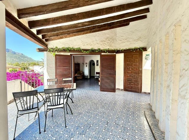 2 soveværelse Villa til salg i Las Rotas / Les Rotes, Dénia med swimmingpool garage - € 450.000 (Ref: 10082130)