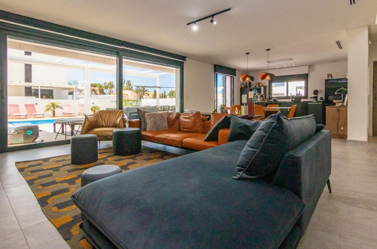 3 soverom Villa til salgs i Denia med svømmebasseng garasje - € 775 000 (Ref: 10082131)