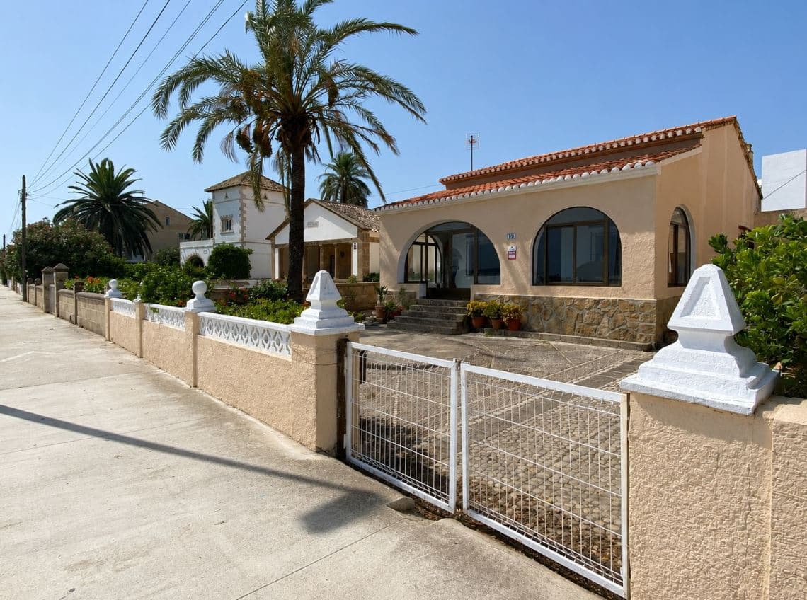 4 soverom Villa til salgs i Javea / Xabia med garasje - € 1 500 000 (Ref: 10098878)