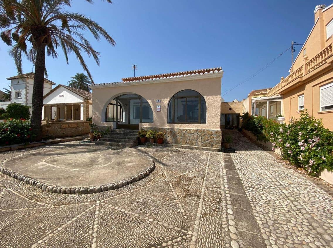 4 soverom Villa til salgs i Javea / Xabia med garasje - € 1 500 000 (Ref: 10098878)