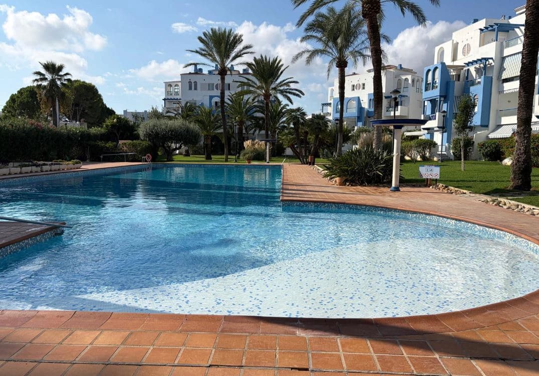 Apartamento de 1 habitación en Dénia en venta con piscina garaje - 184.000 € (Ref: 10138977)