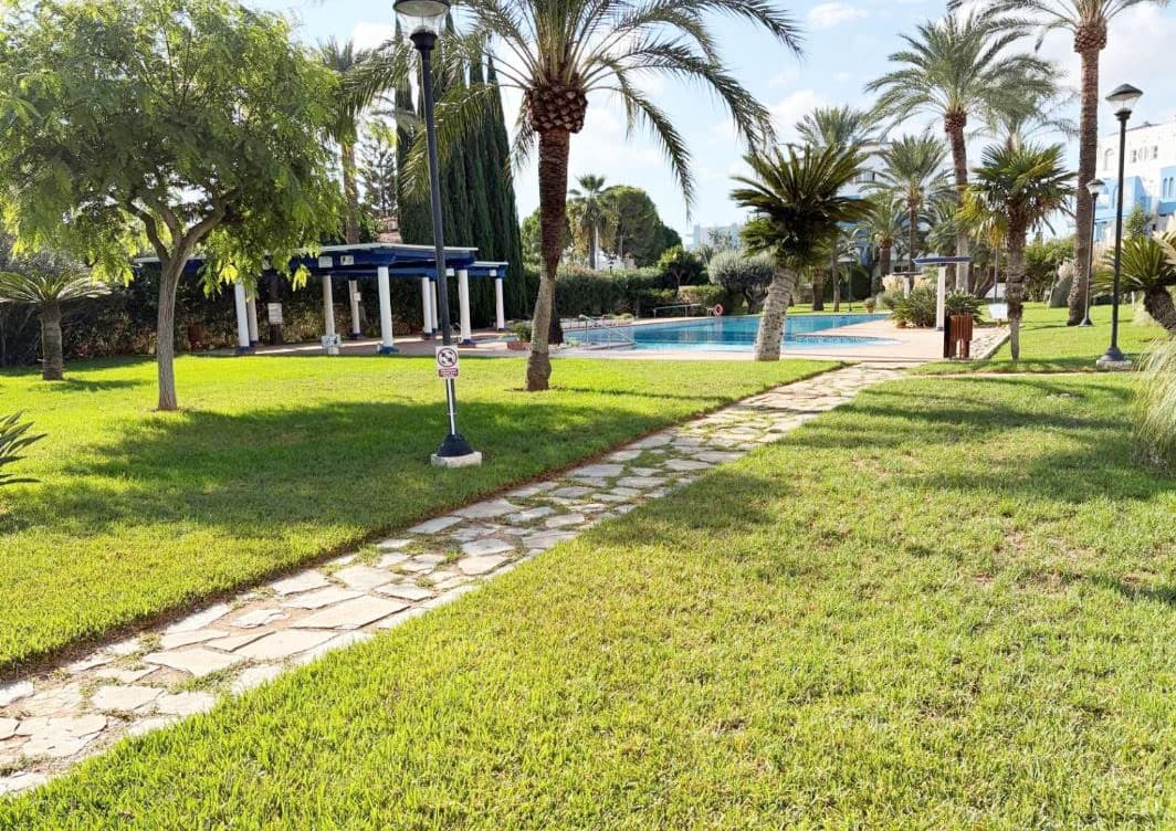 Apartamento de 1 habitación en Dénia en venta con piscina garaje - 184.000 € (Ref: 10138977)