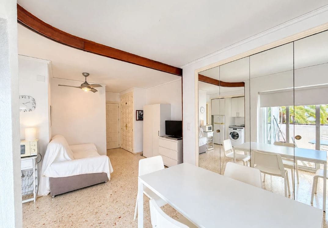 1 soveværelse Lejlighed til salg i Denia med swimmingpool garage - € 179.000 (Ref: 10138978)