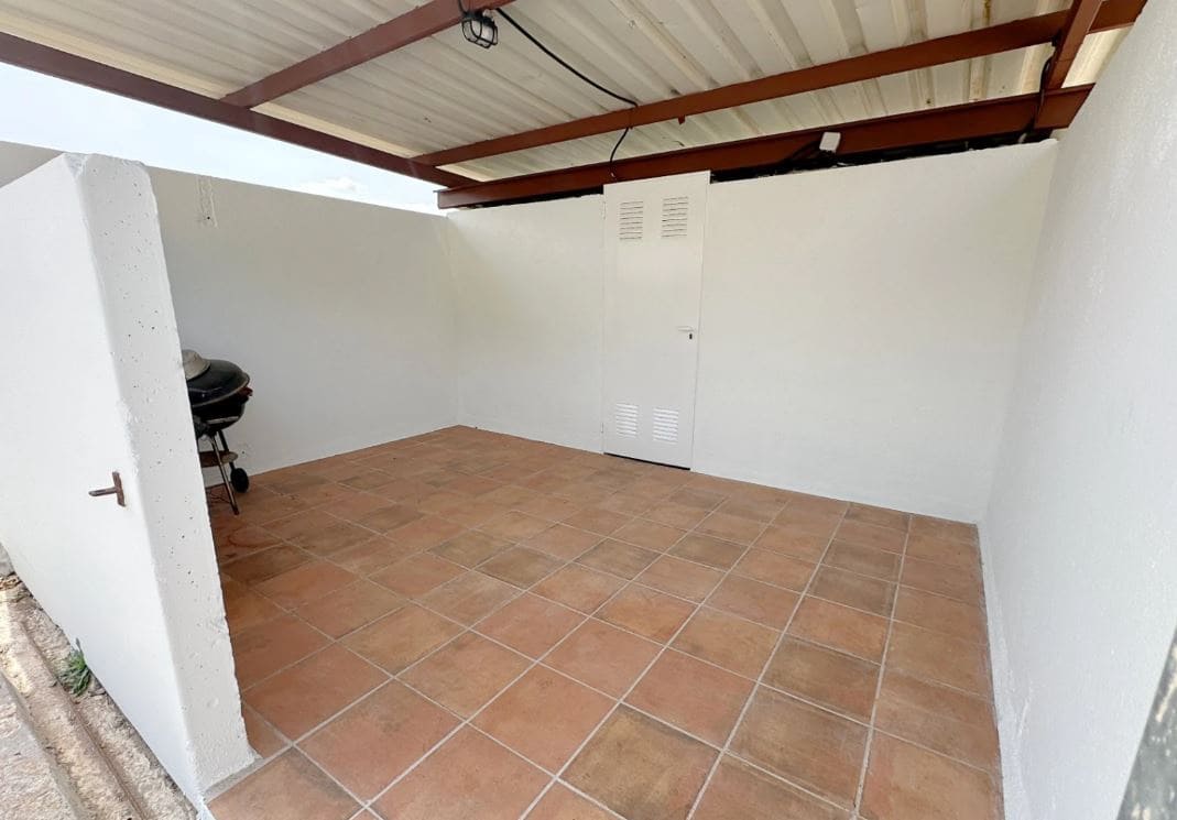 2 sovrum Finca/Hus på landet till salu i Rafol de Almunia med garage - 250 000 € (Ref: 10160555)