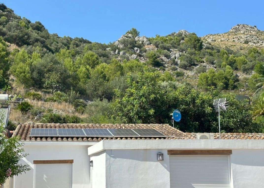 2 sovrum Finca/Hus på landet till salu i Rafol de Almunia med garage - 250 000 € (Ref: 10160555)