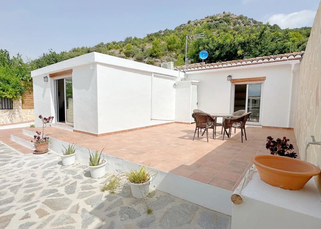 2 sovrum Finca/Hus på landet till salu i Rafol de Almunia med garage - 250 000 € (Ref: 10160555)