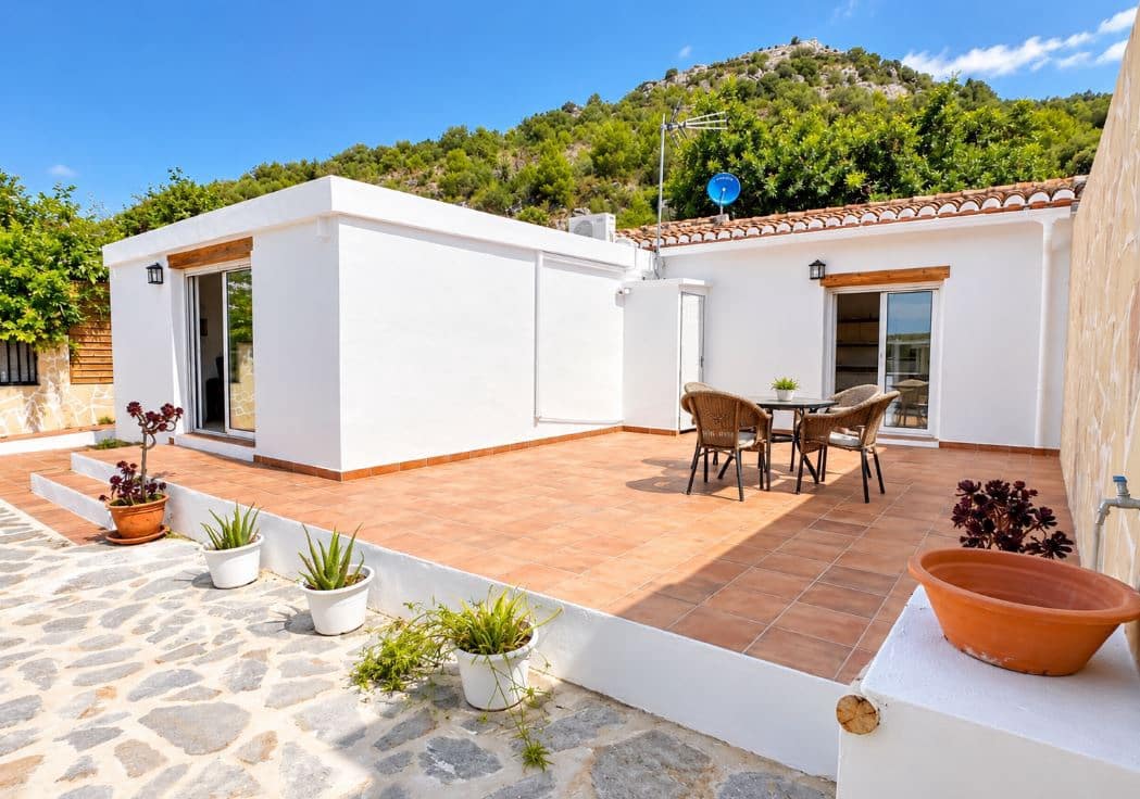 2 sovrum Finca/Hus på landet till salu i Rafol de Almunia med garage - 250 000 € (Ref: 10160555)