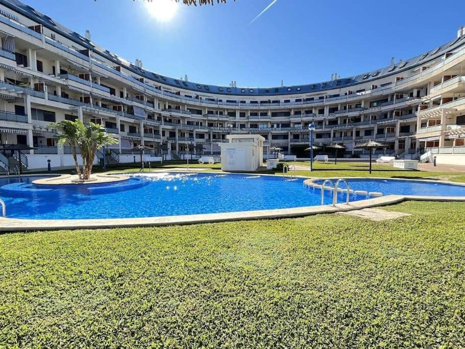 3 soveværelse Lejlighed til salg i Denia med swimmingpool garage - € 385.000 (Ref: 9270408)