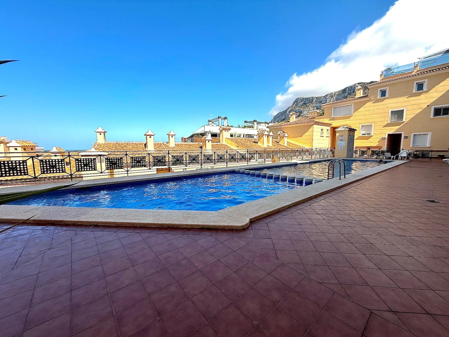 3 makuuhuone Huoneisto myytävänä paikassa Denia mukana uima-altaan 
autotalli - 274 000 € (Ref: 9270415)