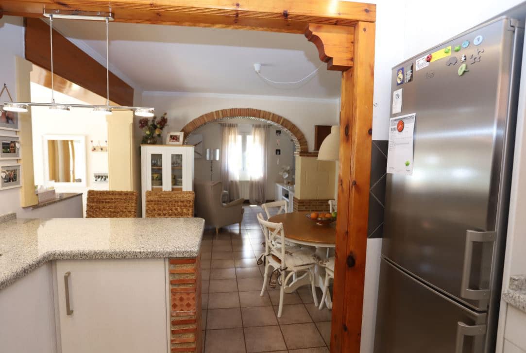 4 bedroom Villa for sale in Els Poblets with pool garage - € 540,000 (Ref: 9270416)