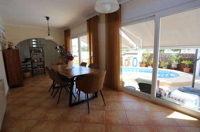 4 bedroom Villa for sale in Els Poblets with pool garage - € 540,000 (Ref: 9270416)