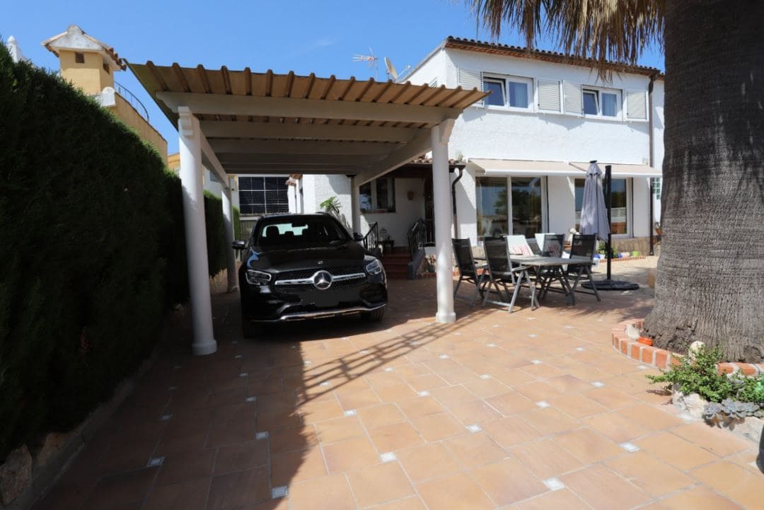 4 bedroom Villa for sale in Els Poblets with pool garage - € 540,000 (Ref: 9270416)