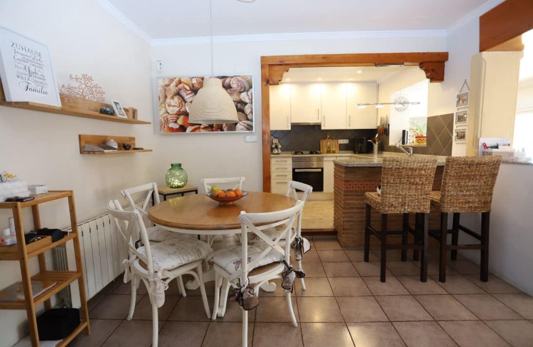 4 bedroom Villa for sale in Els Poblets with pool garage - € 540,000 (Ref: 9270416)