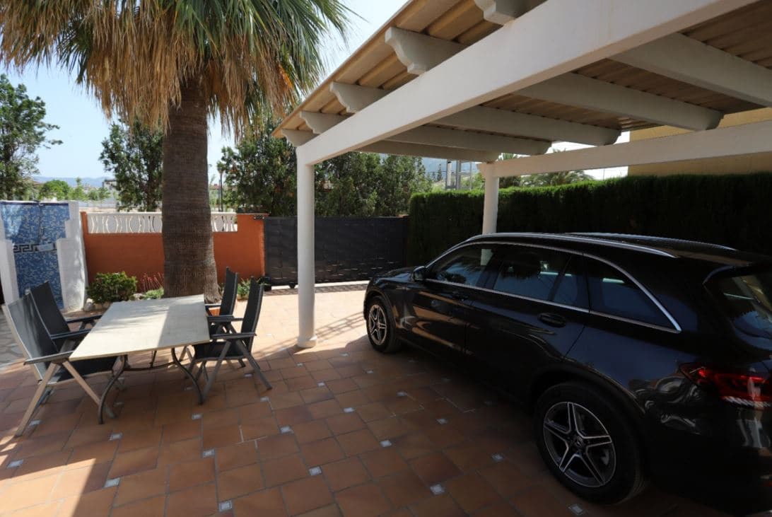 4 bedroom Villa for sale in Els Poblets with pool garage - € 540,000 (Ref: 9270416)