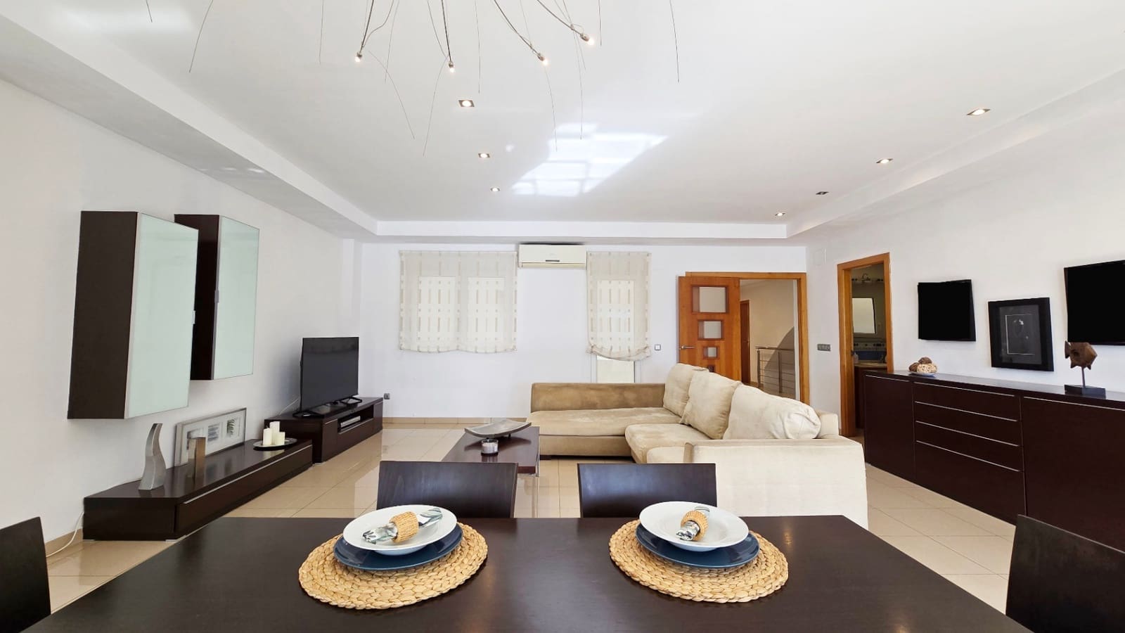 3 soverom Hus til salgs i Rafol de Almunia med garasje - € 358 000 (Ref: 9270417)