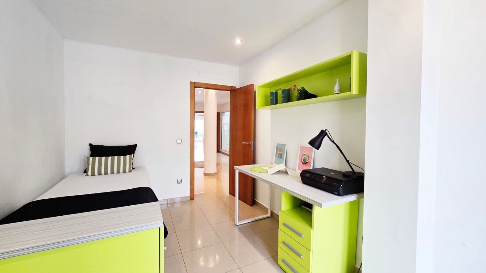 3 soverom Hus til salgs i Rafol de Almunia med garasje - € 358 000 (Ref: 9270417)