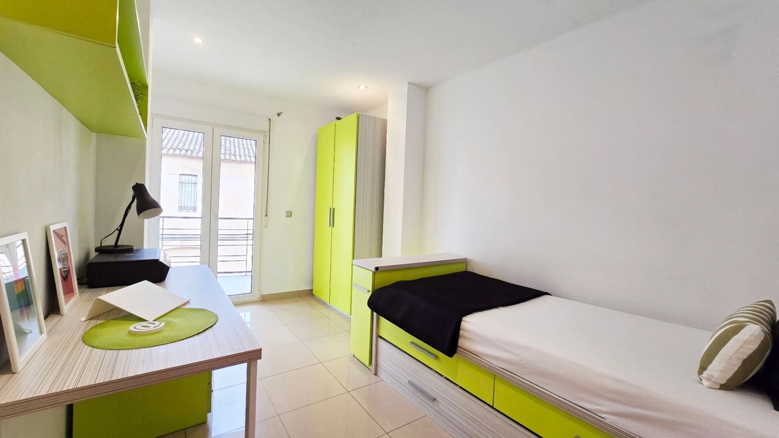 3 soverom Hus til salgs i Rafol de Almunia med garasje - € 358 000 (Ref: 9270417)