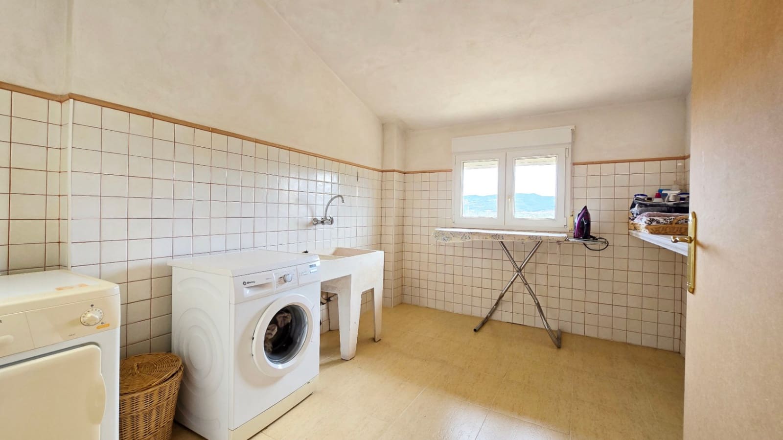 3 soverom Hus til salgs i Rafol de Almunia med garasje - € 358 000 (Ref: 9270417)