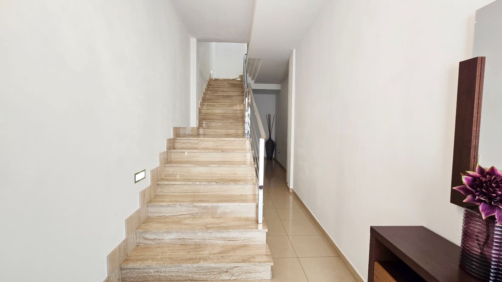 3 soverom Hus til salgs i Rafol de Almunia med garasje - € 358 000 (Ref: 9270417)