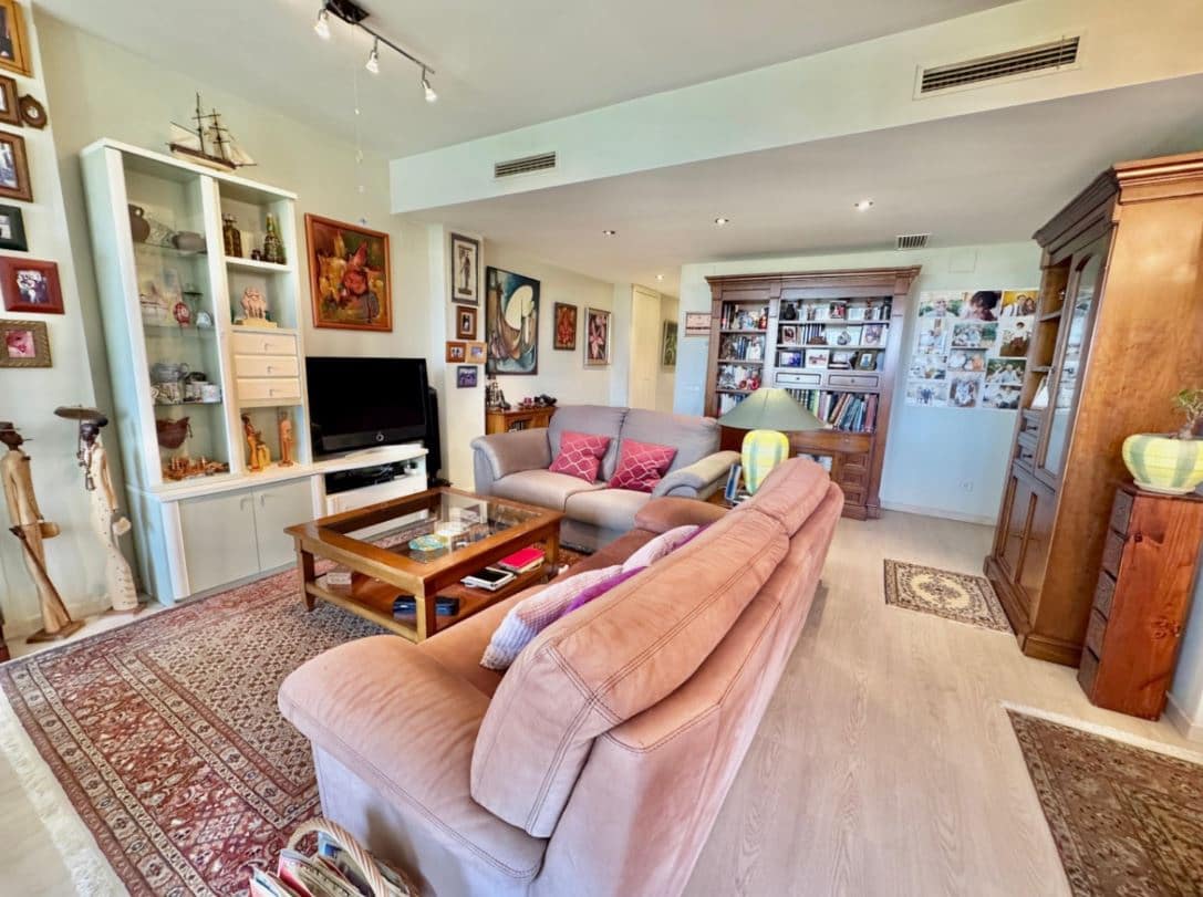 3 soveværelse Lejlighed til salg i Denia med swimmingpool garage - € 399.000 (Ref: 9270419)