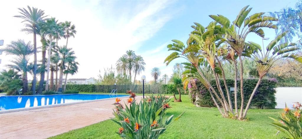 3 soveværelse Lejlighed til salg i Denia med swimmingpool garage - € 399.000 (Ref: 9270419)