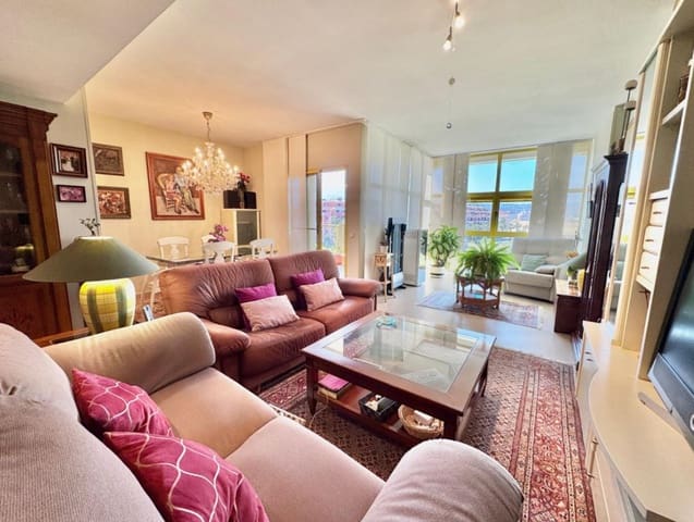 3 soveværelse Lejlighed til salg i Centro Urbano, Dénia med swimmingpool garage - € 399.000 (Ref: 9270419)