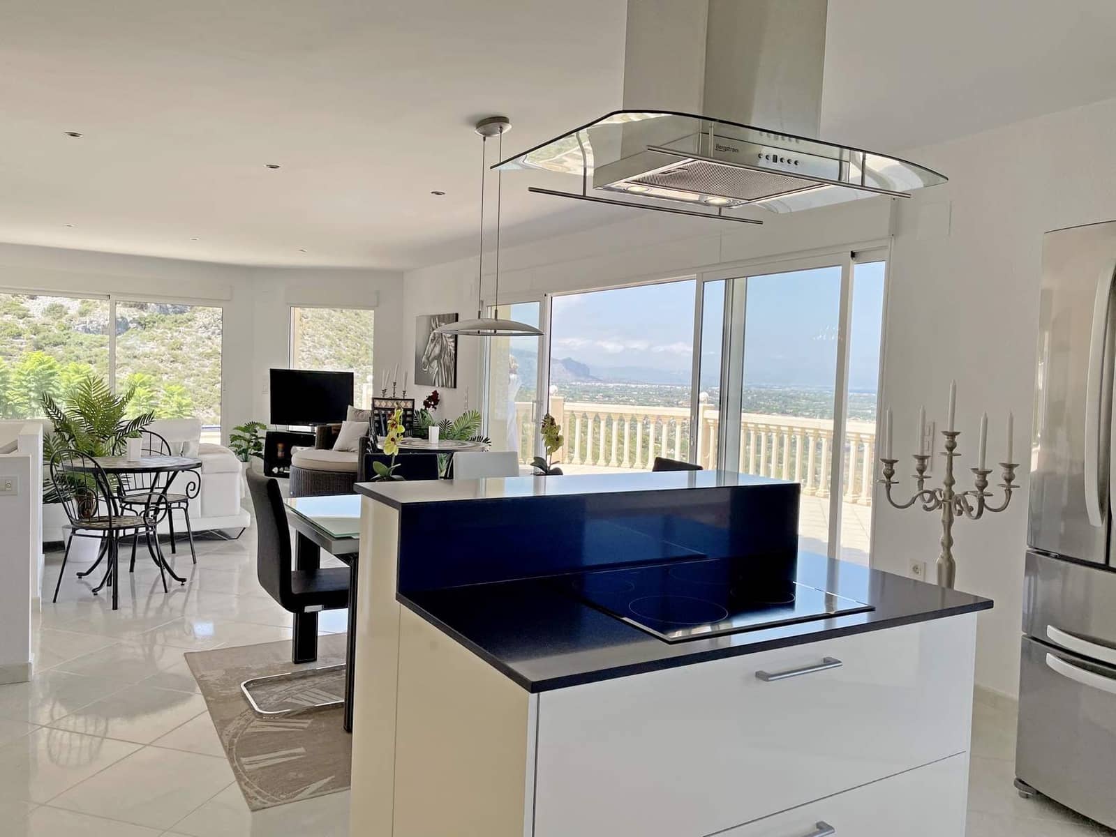 Chalet de 5 habitaciones en Dénia en venta con piscina garaje - 849.000 € (Ref: 9270422)