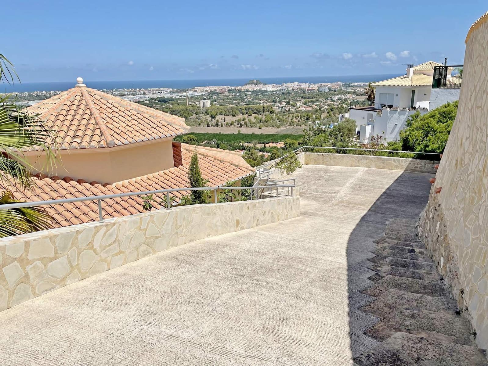 Chalet de 5 habitaciones en Dénia en venta con piscina garaje - 849.000 € (Ref: 9270422)