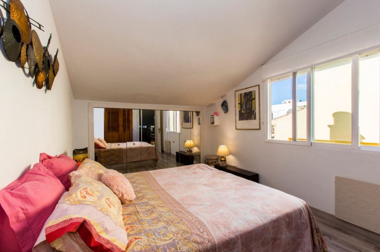 4 slaapkamer Penthouse te koop in Denia met zwembad garage - € 875.000 (Ref: 9270423)