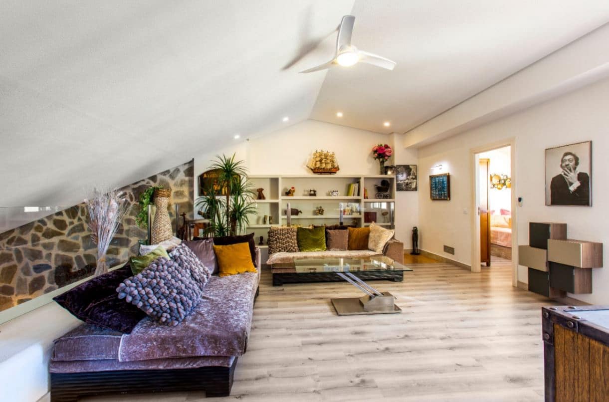 4 slaapkamer Penthouse te koop in Denia met zwembad garage - € 875.000 (Ref: 9270423)