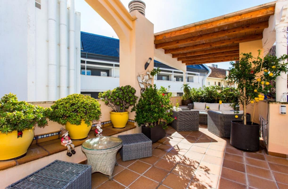 4 slaapkamer Penthouse te koop in Denia met zwembad garage - € 875.000 (Ref: 9270423)