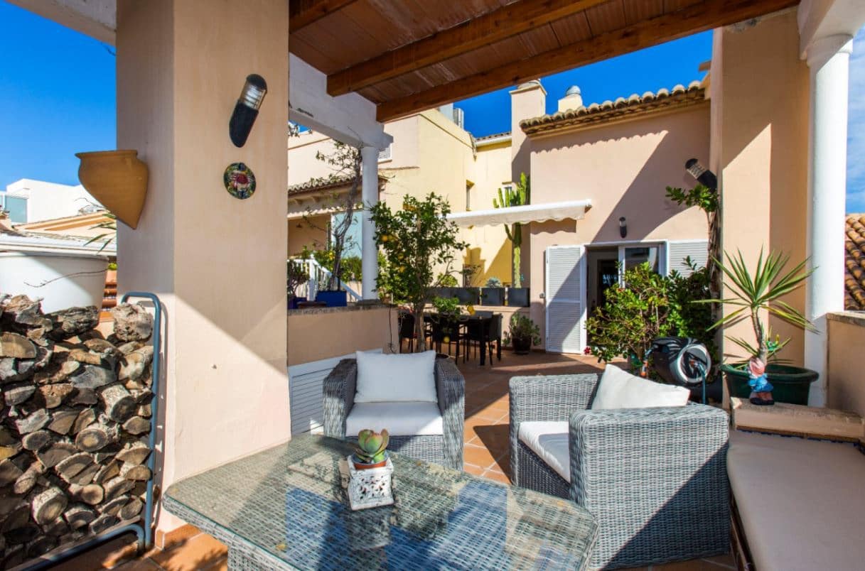 4 slaapkamer Penthouse te koop in Denia met zwembad garage - € 875.000 (Ref: 9270423)