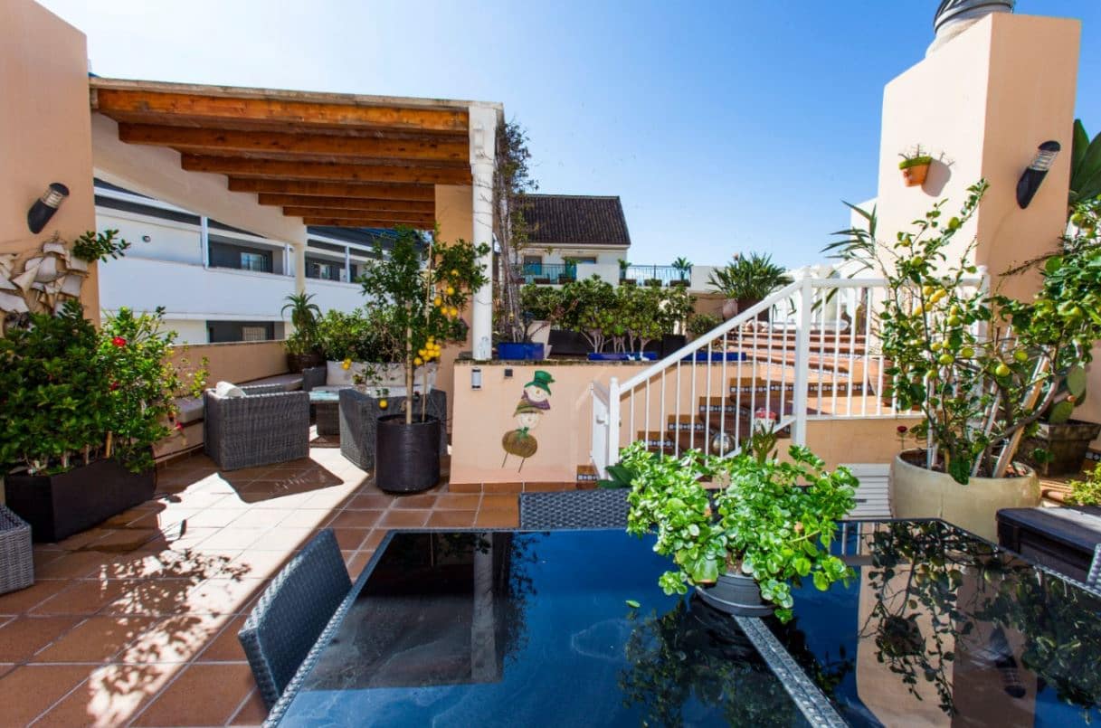 4 slaapkamer Penthouse te koop in Denia met zwembad garage - € 875.000 (Ref: 9270423)