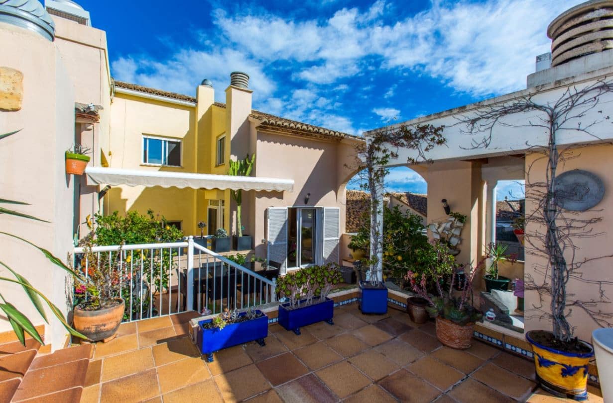 4 slaapkamer Penthouse te koop in Denia met zwembad garage - € 875.000 (Ref: 9270423)