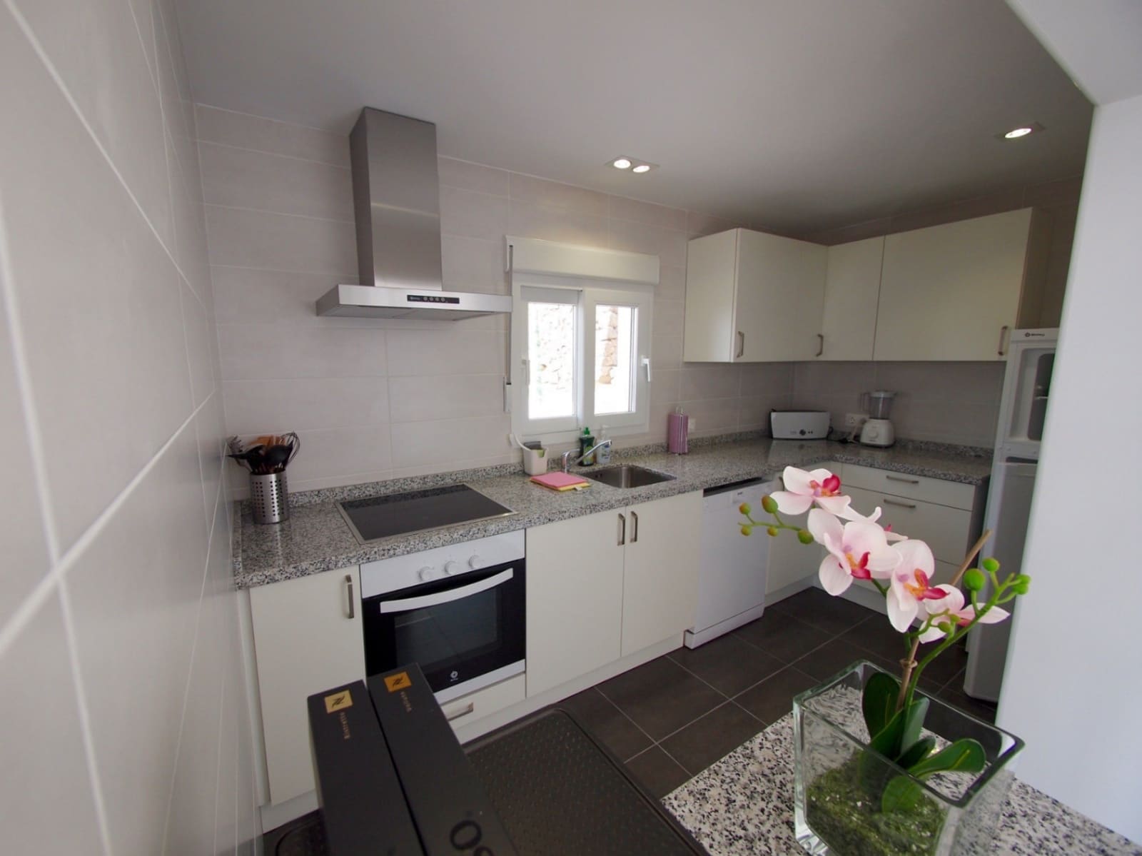 3 sypialnia Willa na sprzedaż w Denia z basenem garażem - 800 000 € (Ref: 9270425)