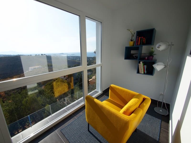 3 sypialnia Willa na sprzedaż w Denia z basenem garażem - 800 000 € (Ref: 9270425)