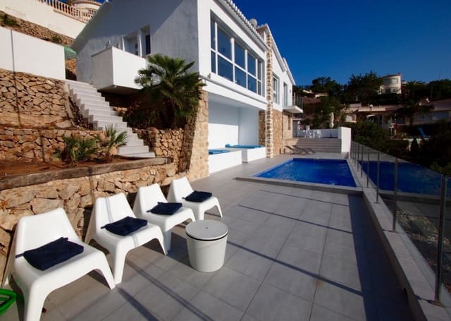 3 bedroom Villa for sale in Las Rotas / Les Rotes, Dénia with pool garage - € 800,000 (Ref: 9270425)