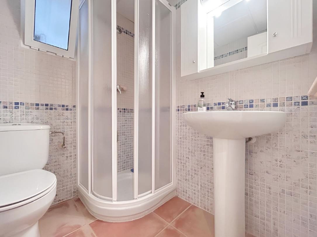 2 soverom Leilighet til salgs i Denia med svømmebasseng garasje - € 270 400 (Ref: 9295026)