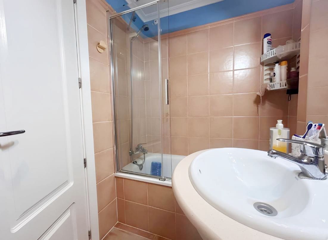 2 soverom Leilighet til salgs i Denia med svømmebasseng garasje - € 270 400 (Ref: 9295026)